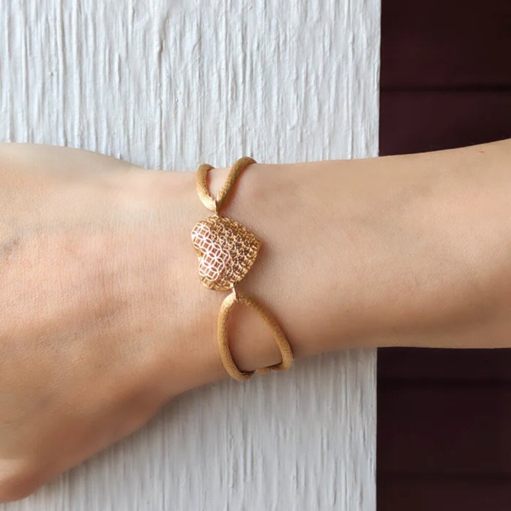 3D 18k Gold Heart Bracelet